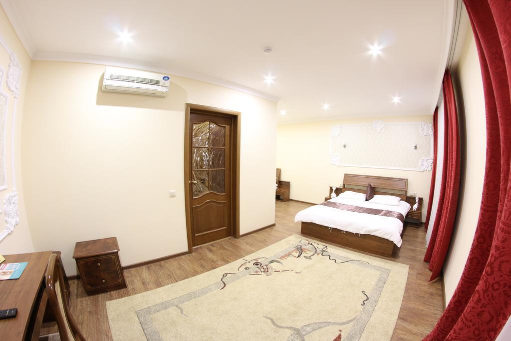 Sky Luxe Hotel Nur-Sultan  Room photo