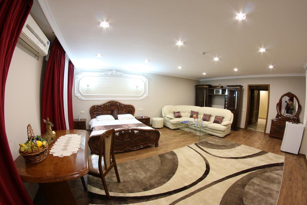 Sky Luxe Hotel Nur-Sultan  Exterior photo